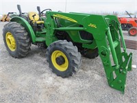John Deere 5525 Wheel Tractor w/ Loader Attachment