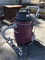 Wet/Dry Shop Vacuum, Minuteman 290085