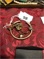 3 X GOLD VINTAGE RINGS, BRACELET & EARRINGS