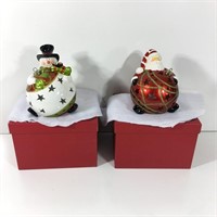 Pair of Battery Operated Lighted Christmas Décor