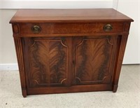 Antique Saginaw Buffet Pullout Table w/6 Leaves