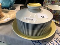 RETRO STYLE CAKE DISH