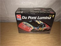 ERTL AMT 1:25 Scale Model Kit Du Pont Lumina Car