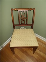 Single chair.
