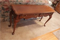 Thomasville Oak Sofa Table