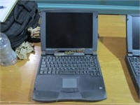 Compaq Presario 1215 Laptop Computer.