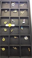 TRAY OF ASSORTED SILVER PENDANTS WITH GEMSTONES