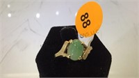 14K GOLD RING WITH GREEN GEMSTONE