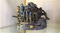 HALO ACTION FIGURE STATUE, 10" TALL