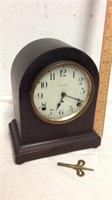 Vintage Seth Thomas wood mantel clock with key