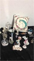 Group of unicorn decorations includes ceramic