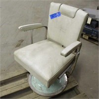 Vintage Barbers Chair, Works Per Seller