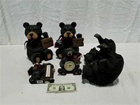 Bear themed figures, clock and thermometer