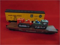 (2) HO Scale Cars with Cargo