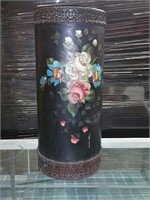 Painted metal wastebasket