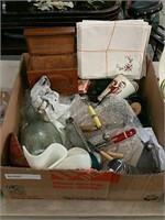 Box of table linen and miscellaneous