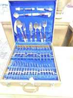 GILT WASHED FLATWARE SET WITH BOX