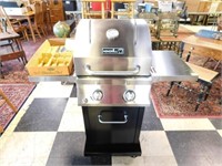 NEXGRILL GAS GRILL FOR TIGHT SPACES, LIKE NEW