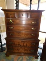 ETHAN ALLEN CHEST OF DRAWERS