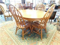 OAK DINETTE, TABLE AND 4 WITH LEAVES