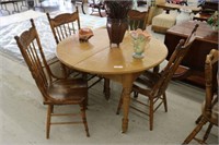 Antique Oak Table & 4 Chairs