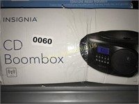 INSIGNIA CD BOOMBOX