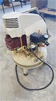 Tool Shop 2hp 4-gal. Pancake Air Compressor
