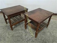 2 solid oak end tables