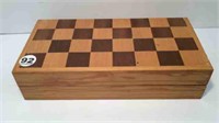 WOODEN CHESS SET WITH WOODEN PIECES