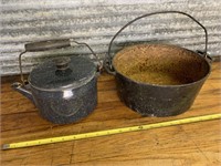 Cast iron & enamel pot