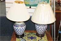 PAIR OF ACCENT LAMPS