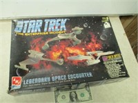 AMT Star Trek Legendary Space Encounter Model
