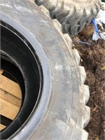 Cat 160M Grader Tires