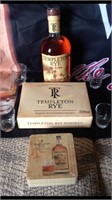 Templeton Rye Whiskey set