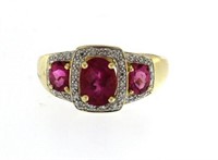 14kt Gold 2.50 ct Pink Sapphire & Diamond Ring