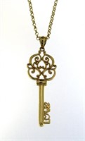 10kt Gold 47 mm Antique Key Pendant w' 18" Chain