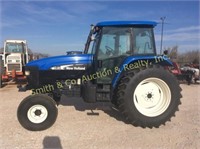 New Holland TM130 Tractor, showing 4078 hours,