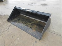 SKID LOADER BUCKET