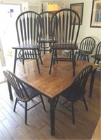 TABLE AND 7 CHAIRS