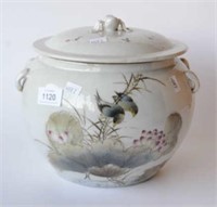Chinese lidded hot pot, with a spider form finial,