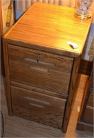 Solid Oak 2 Drawer File Cabinet With Lock & Key