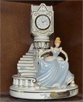 2004 Disneyt Cinderella Porcelain Musical Clock
