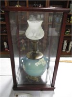 Roseville Primrose lamp
