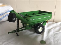 J & M  875  AUGER CART REPLICA