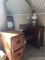 DRESSING TABLE  W/MIRROR & LAMP