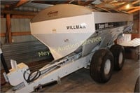 Willmar Super 600 Narrow Track Spreader w/tarp