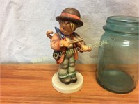 Goebel Hummel Little Fiddler figurine