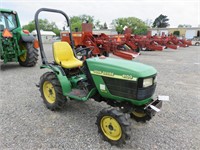 John Deere 4100 Narrow Gage Tractor