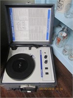 Califone Model 1010AV Economy Phonograph