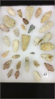 Collection of Approx. 30 Various Arrowheads &
